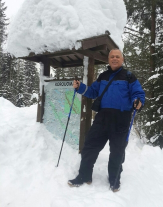 מנחם לוי מדריך טיולים מאורגנים