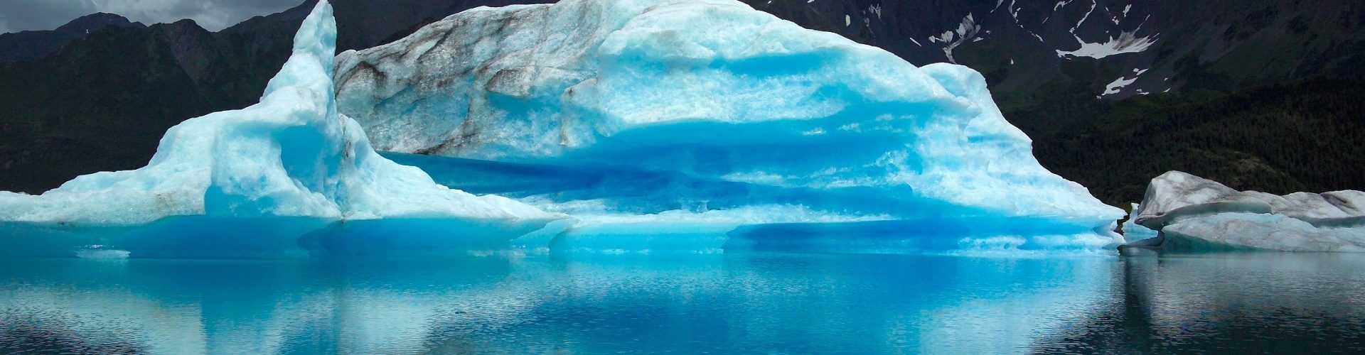 הפלגה באלסקה קרחון צף